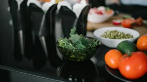 Food packaging containers for small restaurant takeaway and delivery - Papacko