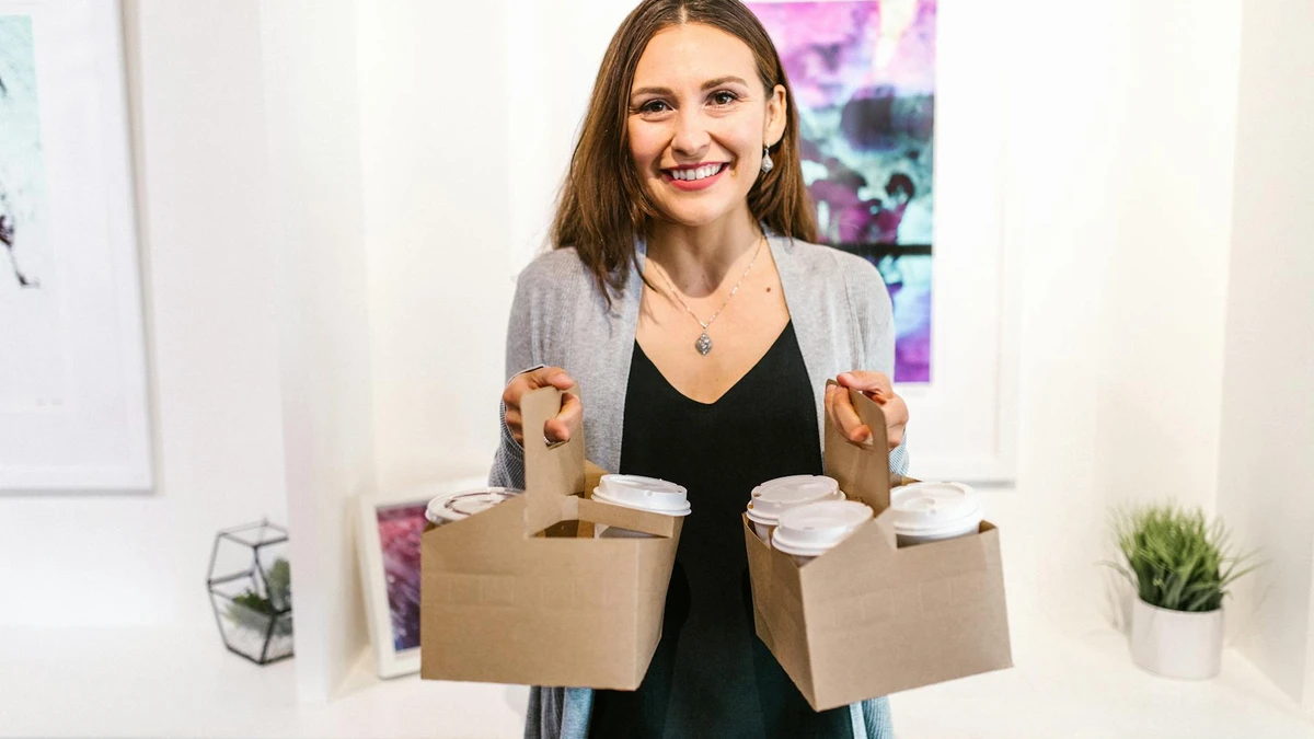 Papacko multiple drink holders with ergonomic design carrying coffee cups for cafés and restaurants takeaway service