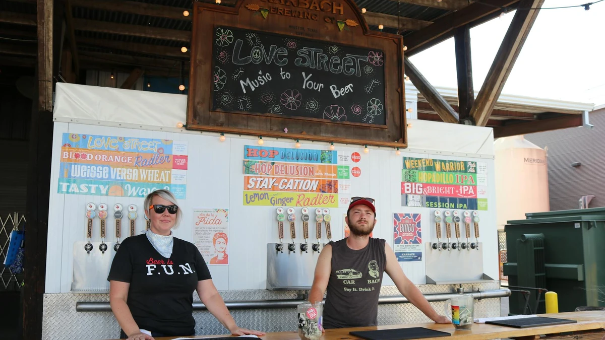 Sustainable event waste management with compostable cups - Papacko environmental event solutions