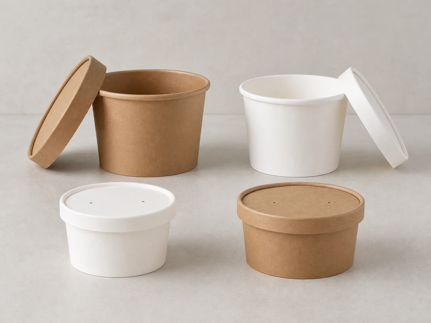 Empty paper bowl sample family with plain lids for menu comparison